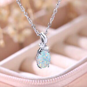 NEW 18k White Gold Opal Necklace Diamond Opal Pendant Necklace